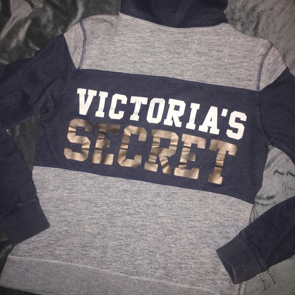 Victoria's Secret Tops - •VICTORIA SECRET• zip up hoodie